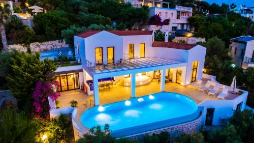 Kas Villa | VİLLA OZ