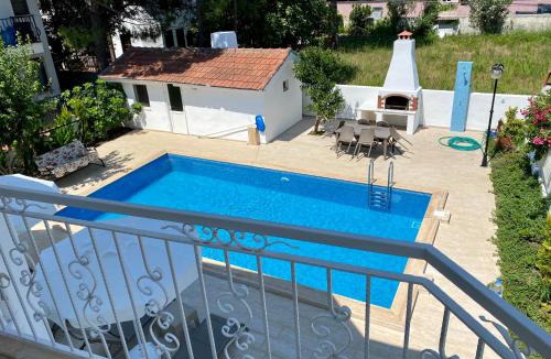 Dalyan City Center Villa | Villa Acar - 4 Bedroom Villa in Dalyan Center, Private Pool&Garden
