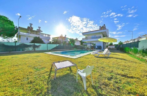 Bogazkent Villa | Villa Esma - 3 Bed with private garden