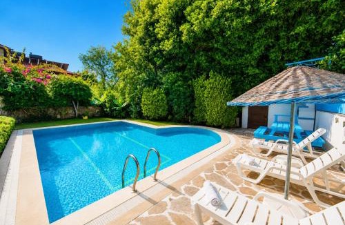 Dalyan City Center Villa | Villa Garden Island