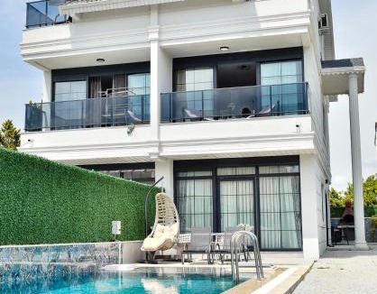 Kadriye Villa | Villa L Olivia 2