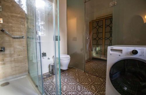 Bornova Hotel | Villa Levante