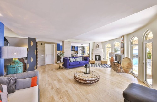 Islamlar Villa | Villa Mavi - Five Bedroom Villa, Sleeps 10