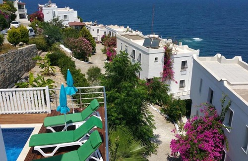 Geris House | Villa Sunset with Private Pool in Yalikavak Bodrum only for family
