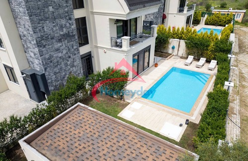 Kadriye Villa | Villaharmony B2 : p/Pool, Garden w/BBQ, 7 Guest, Family and Pet Friendly.