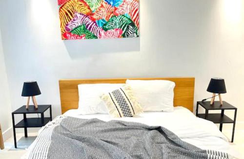 Cihangir Apartment | Wonder Homes- Spacious Dublex, 5BR, 2BA, Terrace