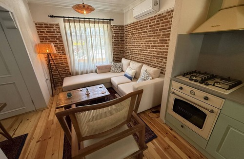 Gokceada House | You are invited to stay in a 100yearold historic house in the heart of Gokçeada.