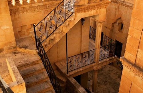 Artuklu Hotel | Zinciriye Hotel