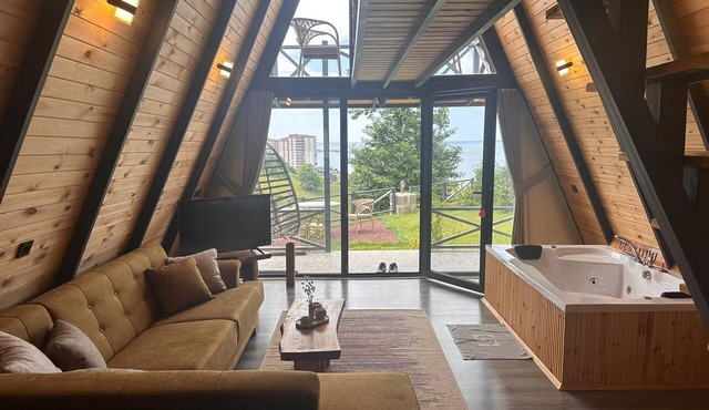 Çiçek Bungalov
