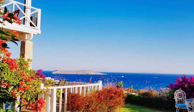 A Dream Vacation at Villa Lara in Bodrum Gümüslük for Families and Couples in Gümüslük