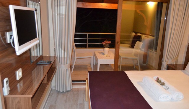 Ada Palas Otel in Marmara