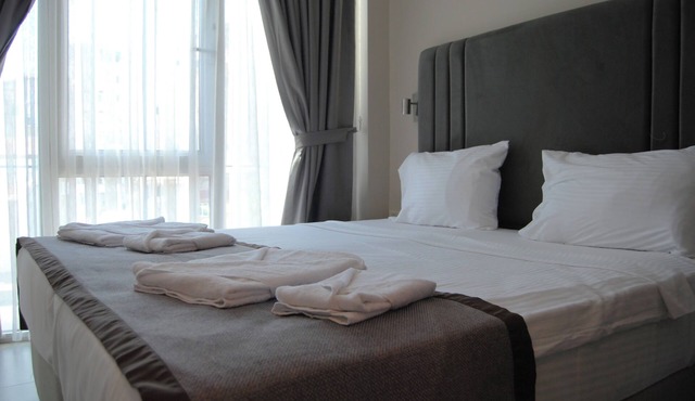All Inn Hotel