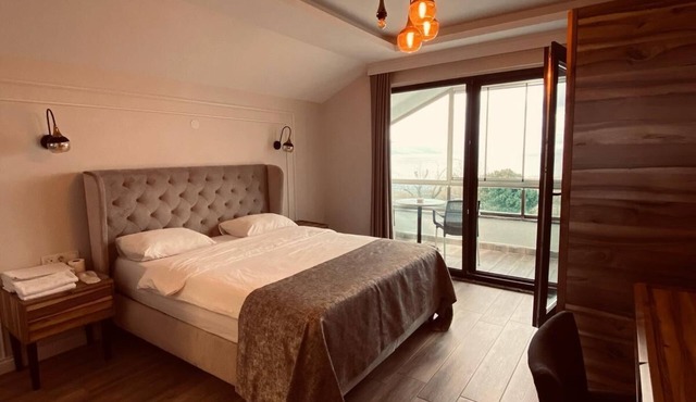 Antigonia Butik Otel