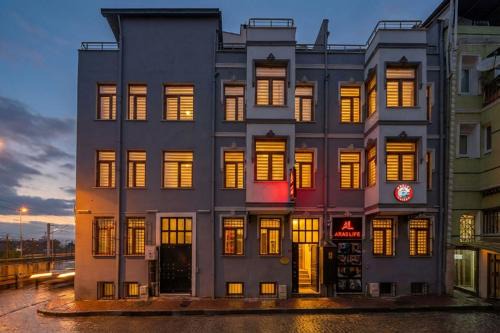 Aras Life Hotel