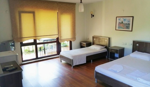 Assos Büyük Yıldızsaray Otel