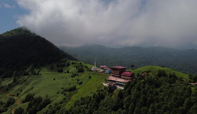 Avulot Mountain Resort Hotel