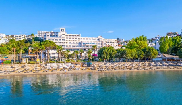 Azka Otel in Bodrum City