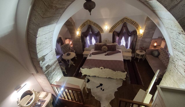 Behrampasa Otel