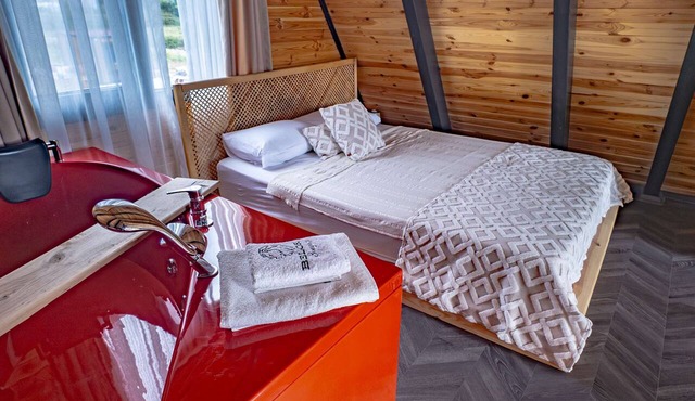 Beloris BUNGALOV