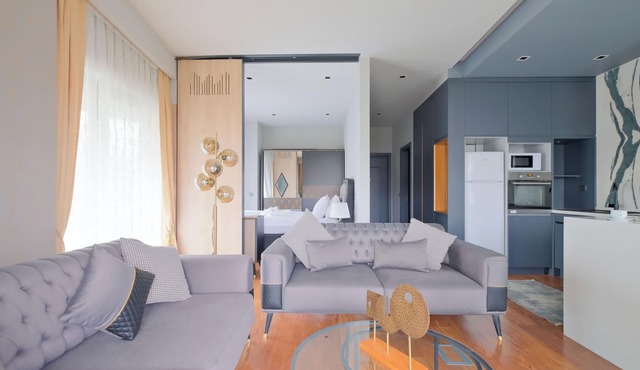 Benesta Residence by NewInn