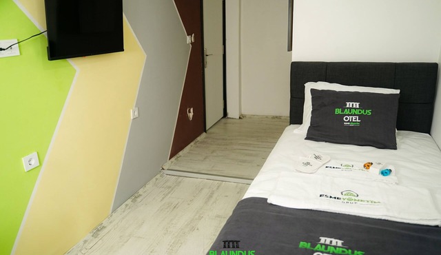 Blaundus Otel