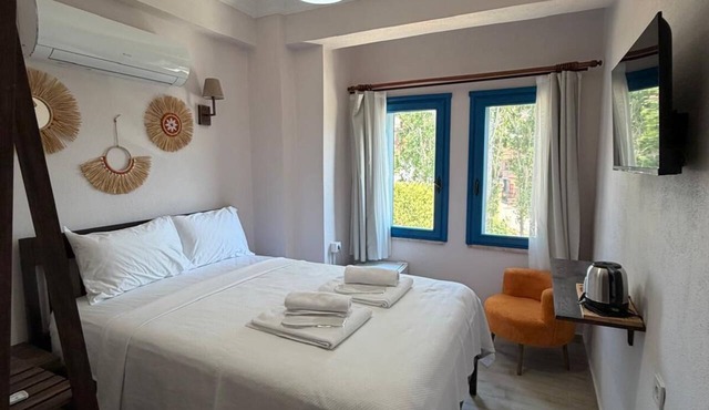 Blue Galley Guest house in Gokceada