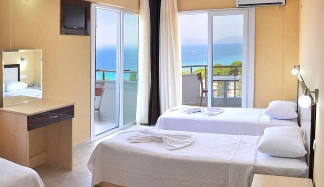 Blue Sea Hotel in Kusadasi