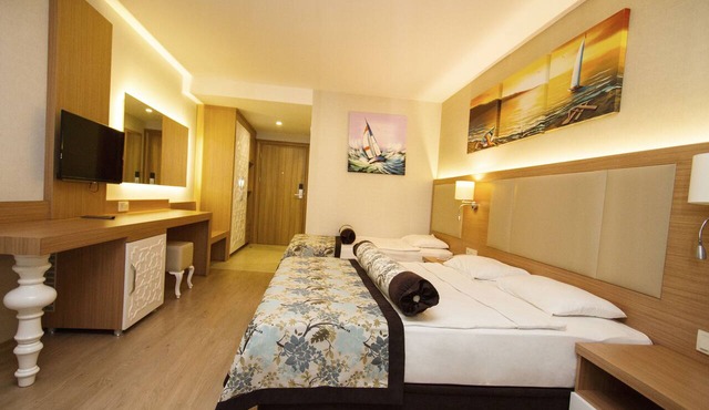 Blue Wave Suite Hotel - All Inclusive