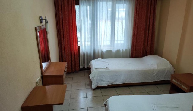 Caner Mountain Hotel