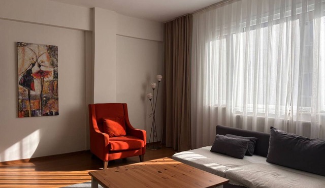 Central 3BR Near Metro and Cevahir in Istanbul