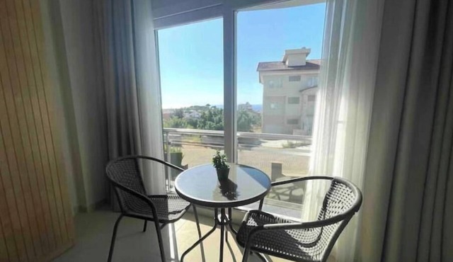 Charming 2-bedroom apartment in Aydın with AC