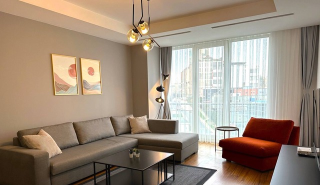 Cozy calm apt 2BR & 1 SOFABED in residence, gym&pool access, Maslak Sariyer in Istanbul