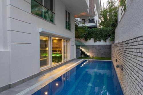 Denize 200m şehir merkezi bahçe dubleks in Antalya