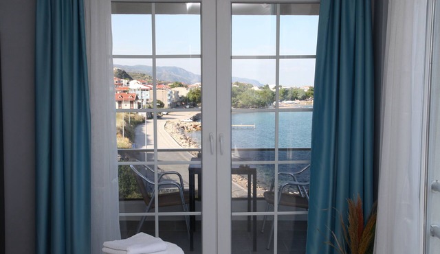 Edda Otel Suit