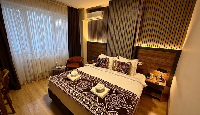Elite Ottoman Suites