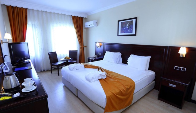 Eser Diamond Hotel & Convention Center