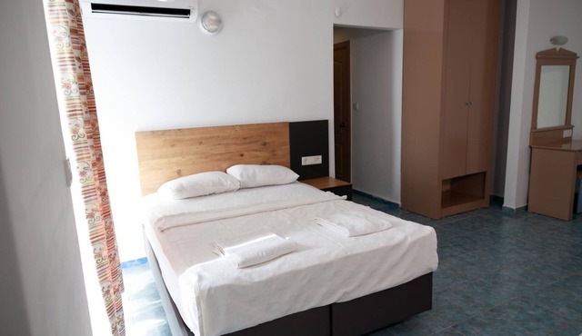 Eva Beach Hotel