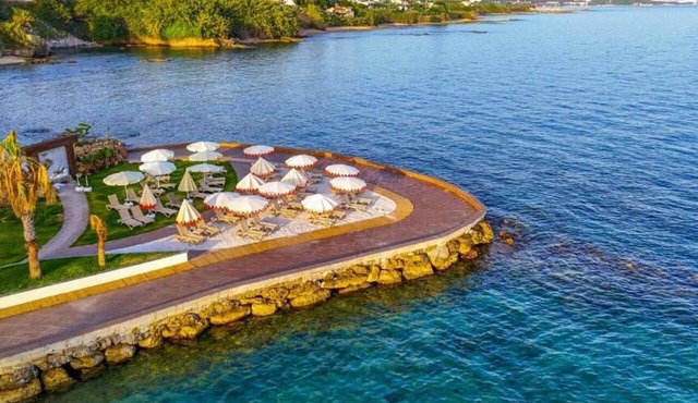 Feniks Priority Hotel