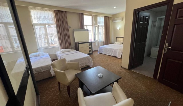 Grand Adanus Hotel