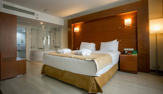 Holiday Inn Istanbul City by IHG
