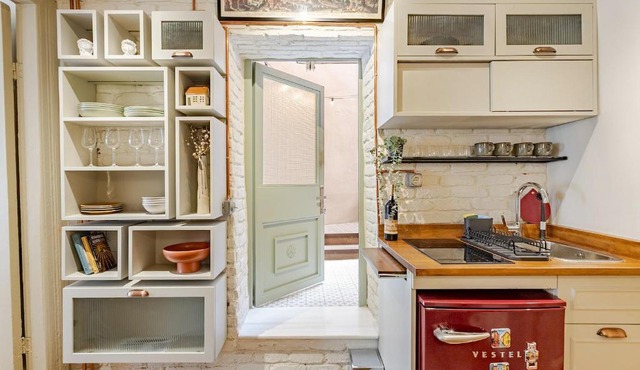 Iconic 5-Bedroom Historic Mansion
