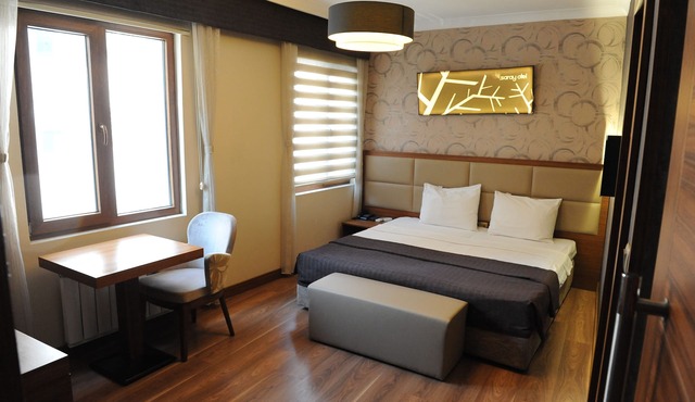 Izmit Saray Hotel