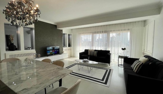 Kaplan Luxury Family Flat - 3 Bedrooms with air conditioning & heating in the City