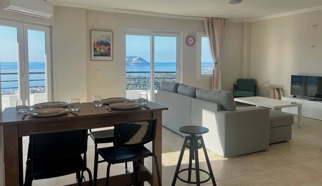 Lacivert Apart - Sea View Apartment & Sunset Balcony & Meis Island Views
