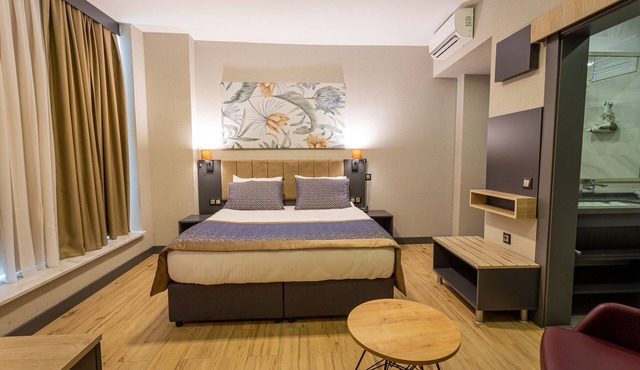 Levor Hotel
