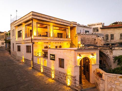 Library Cave House in Ürgüp