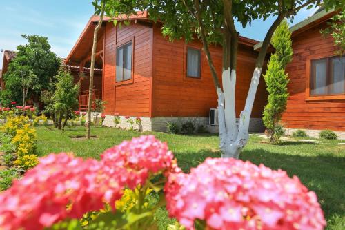Merry Bungalow & Tent in Kemer