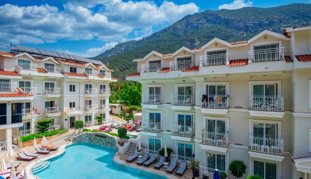 Montebello Deluxe Hotel in Oludeniz