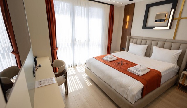 Nearest Airport Hotel