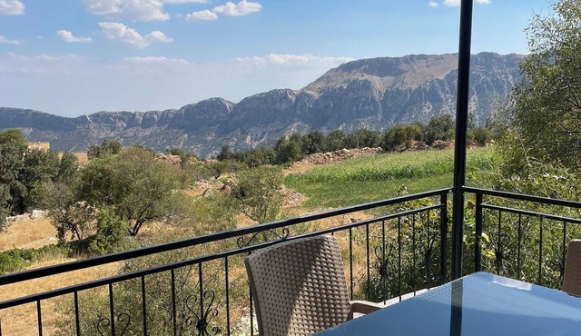 Nemrut Çeşme Otel